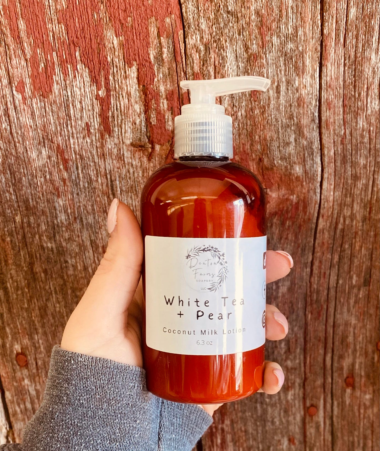 White Tea + Pear Coconut Milk Lotion